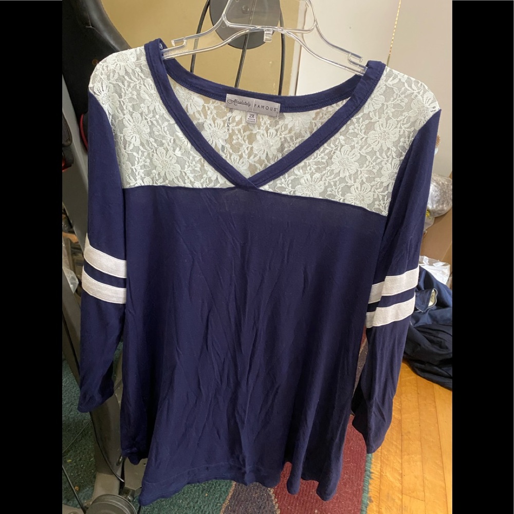 Blue and white light weight top